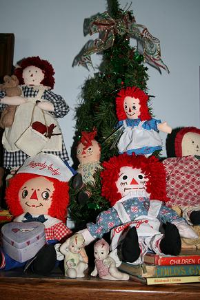 The Raggedys and little pals