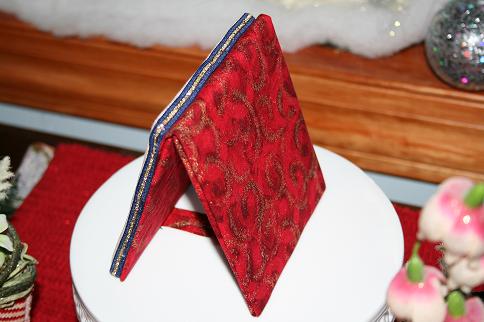 Ground hog day back flat fold